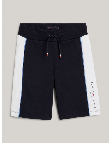 ESSENTIAL COLOUR-BLOCKED T-SHIRT& SHORT