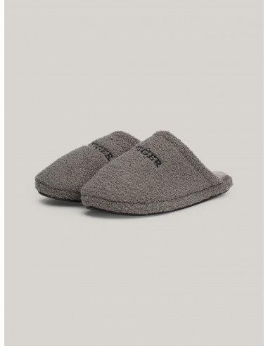 FLEECE LOGO EMBROIDERY SLIPPERS