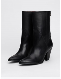 LEATHER CUBAN HEEL MID BOOTS