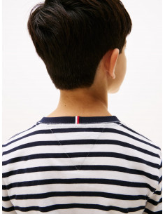 Contrast Crew Neck T-Shirt 2