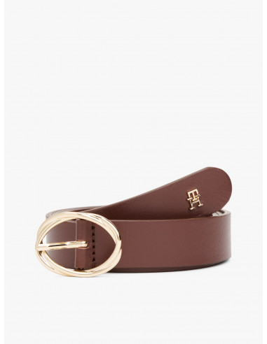 Chic Twist Buckle Leather Belt