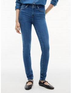 Como Mid Rise Skinny Jeans 2