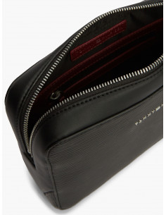 Business Saffiano Washbag 2